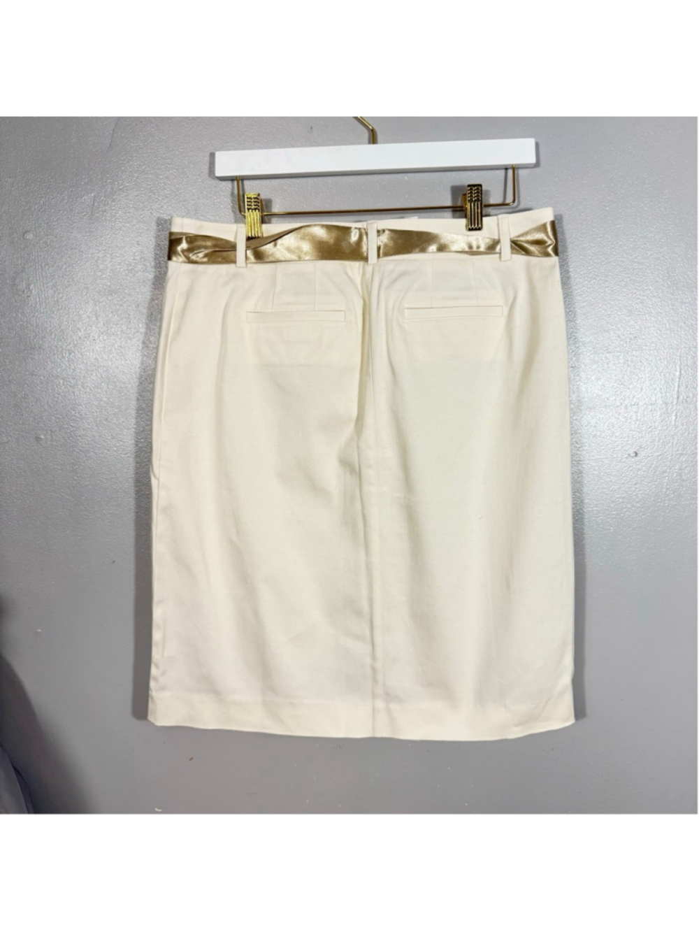 Size 12 Ann Taylor Cream Casual Pencil Skirt Gold Satin Belt Cotton Pockets - Picture 7 of 8